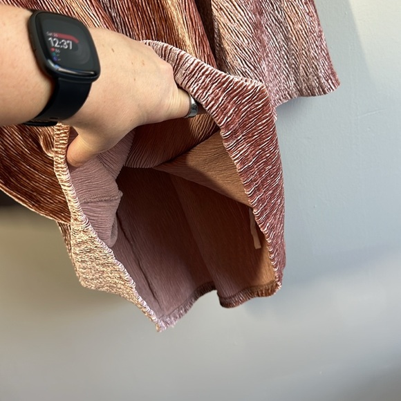 Eloquii Textured Velvet Flare Sleeves Plus Size Dress Size 22 - Picture 8 of 14